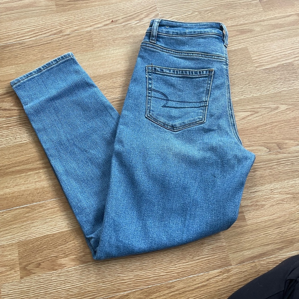 American eagle mom jeans